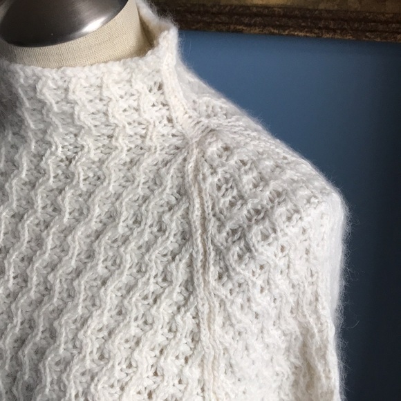 NWOT Mossimo cream mock neck knit pull on sweater size M regular or L juniors - Picture 6 of 11